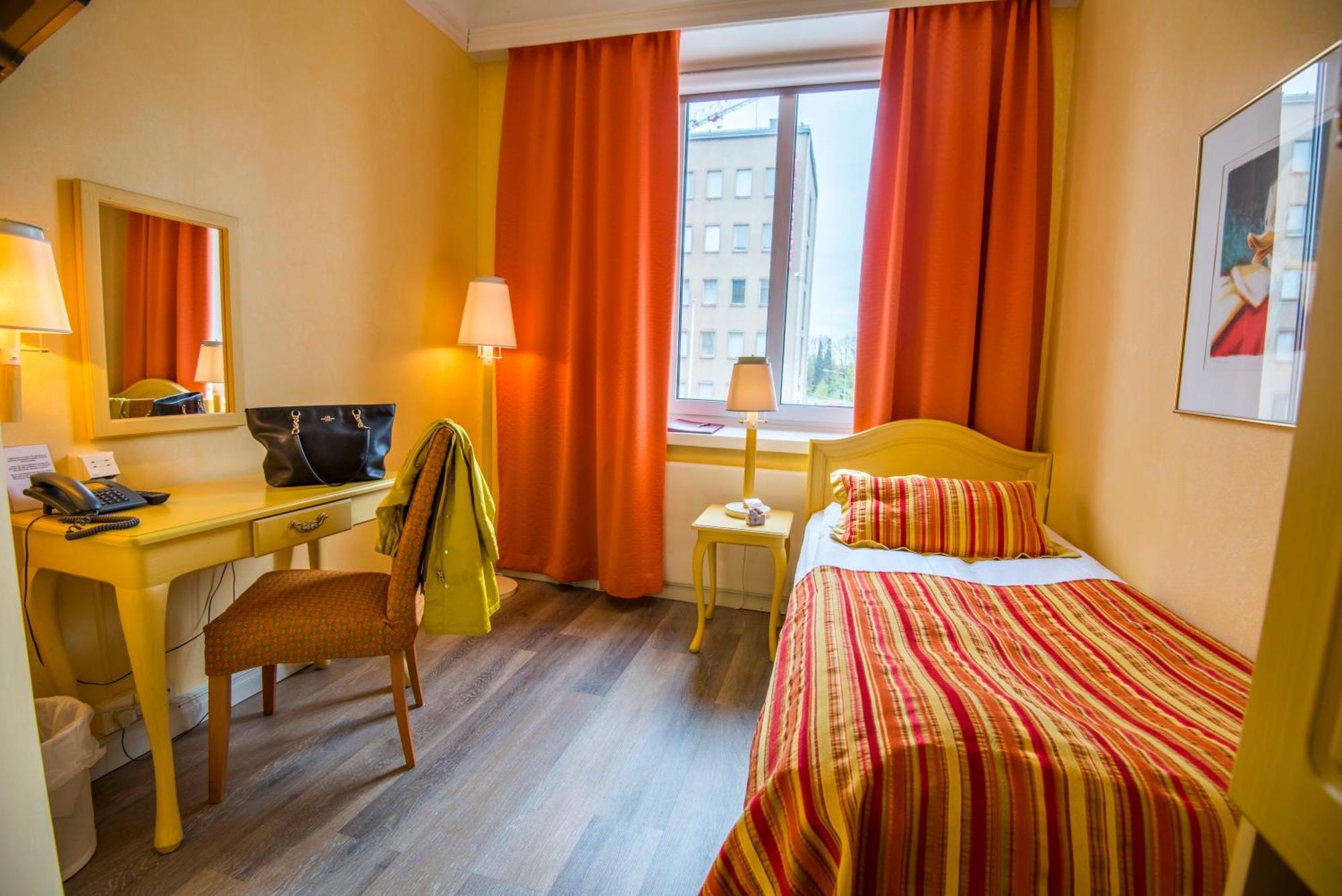 Hotel Astor Vaasa Exterior foto
